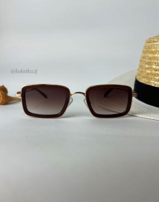 Очки солнцезащитные