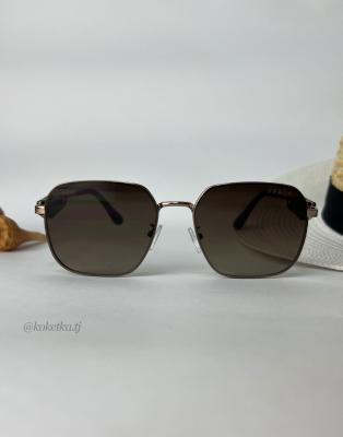 Очки солнцезащитные