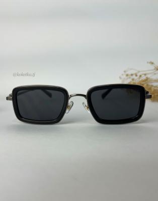 Очки солнцезащитные