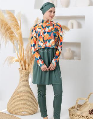 Яркий купальник c лосинами