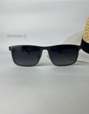 Очки солнцезащитные