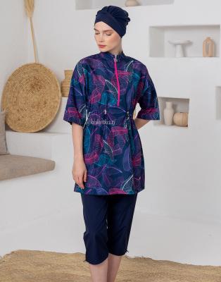 Модный купальник с короткими лосинами