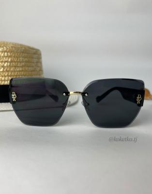 Очки солнцезащитные