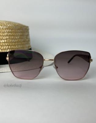 Очки солнцезащитные