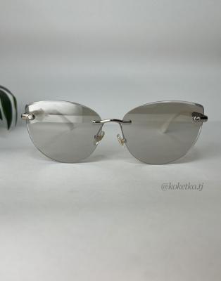 Очки солнцезащитные