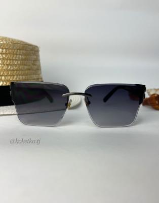 Очки солнцезащитные