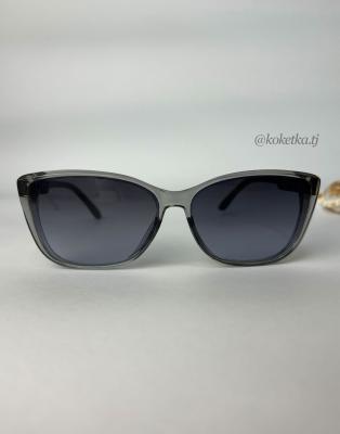 Очки солнцезащитные