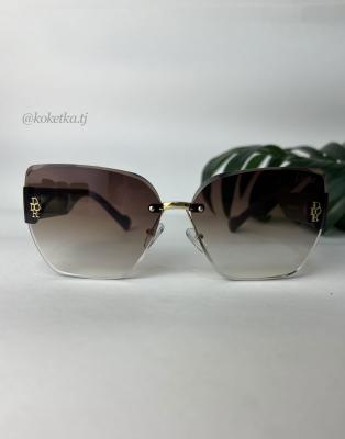 Очки солнцезащитные