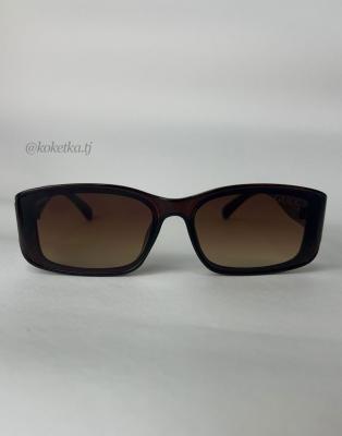 Очки солнцезащитные