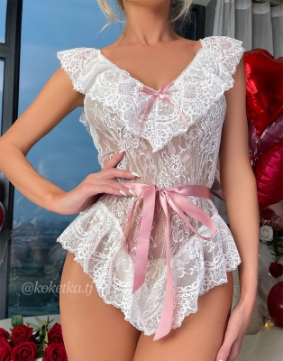 Соблазнительный комплект боди с халатом