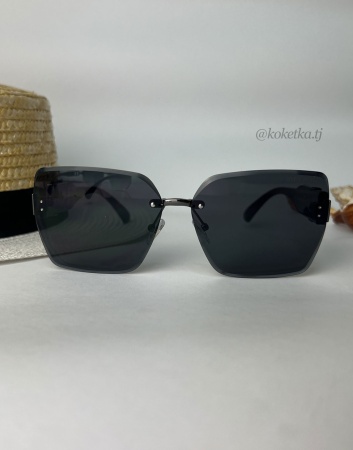 Очки солнцезащитные