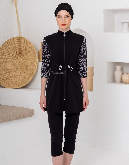 Модный купальник с короткими лосинами