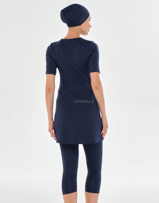 Платье и укороченные лосины