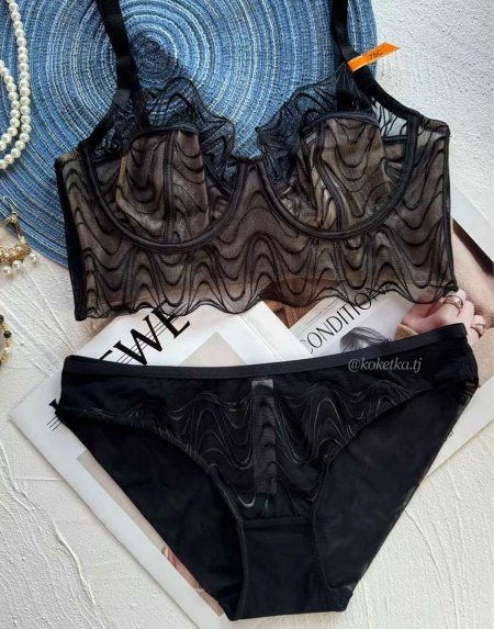 Бюстгальтер с трусиками слип