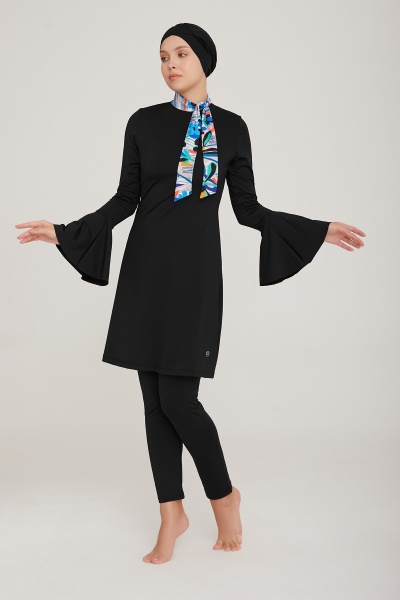 Модный купальник с лосинами   