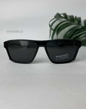 Очки солнцезащитные