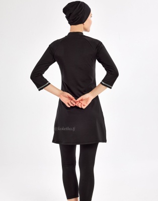 Модный купальник с короткими лосинами