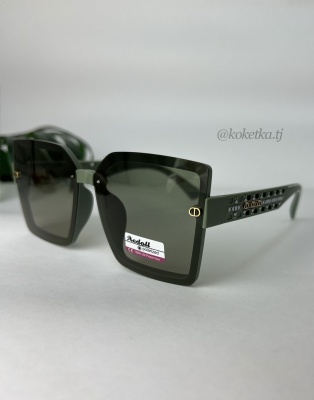 Очки солнцезащитные