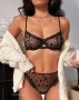 Бюстгальтер с трусиками бразилиана