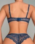 Бюстгальтер с трусиками