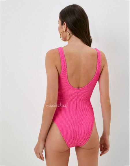  Слитный купальник