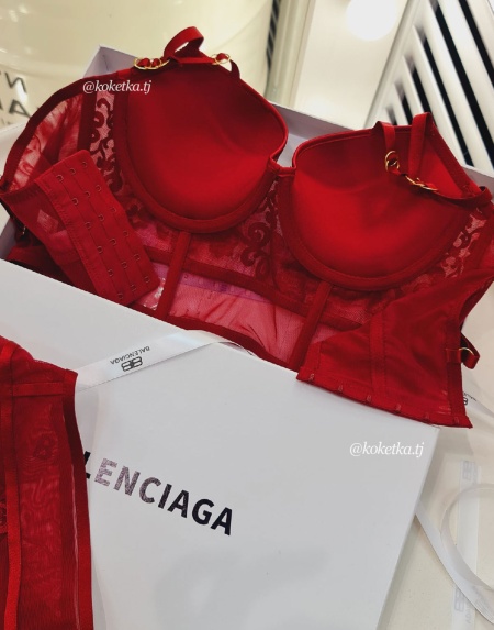 Бюстгальтер  корсет с трусиками (пуш-ап)