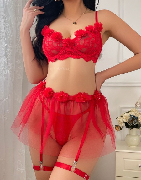 Соблазнительный комплект белья с юбкой