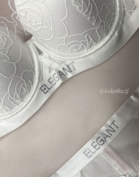 Бюстгальтер с трусиками (пуш-ап)