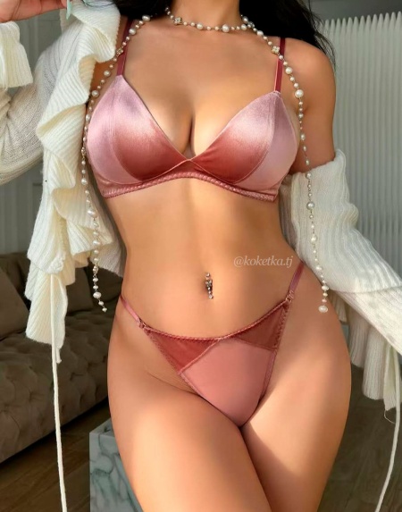 Бюстгальтер с трусиками бразилиана