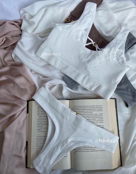 Топ с трусиками стринг