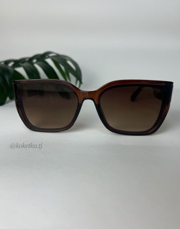 Очки солнцезащитные
