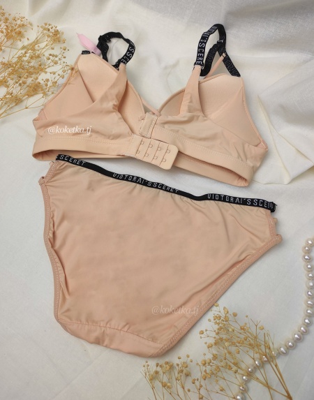 Бюстгальтер с трусиками под Victoria’s Secret