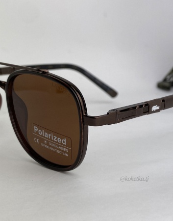 Очки солнцезащитные