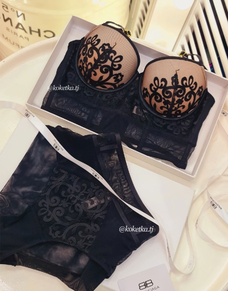 Бюстгальтер  корсет с трусиками (пуш-ап)