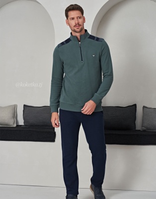 Теплый модный домашний костюм