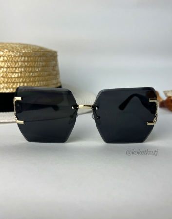 Очки солнцезащитные