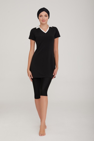 Модный купальник с короткими лосинами