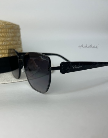 Очки солнцезащитные