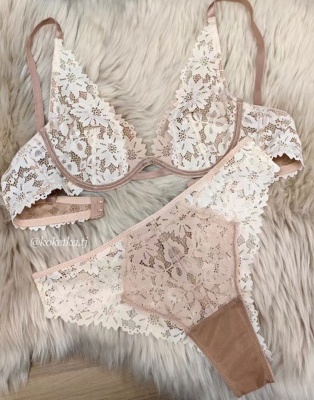 Бюстгальтер с трусиками бразилиана