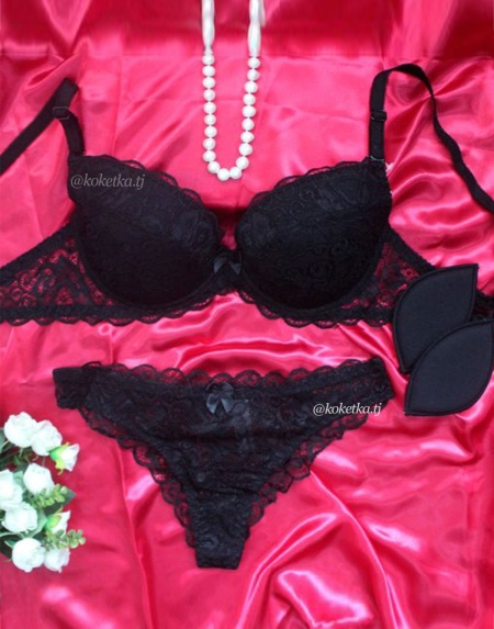 Бюстгальтер с трусиками  (Пуш-ап)