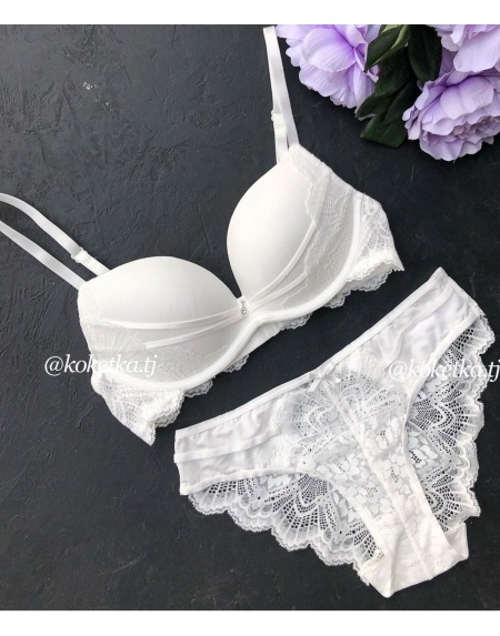 Бюстгальтер с трусиками (без косточек)