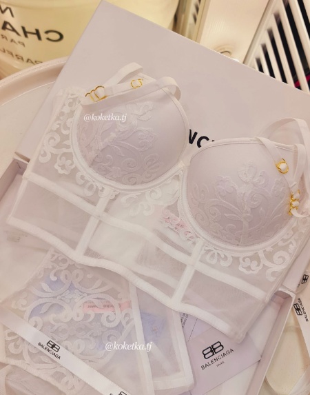 Бюстгальтер  корсет с трусиками (пуш-ап)