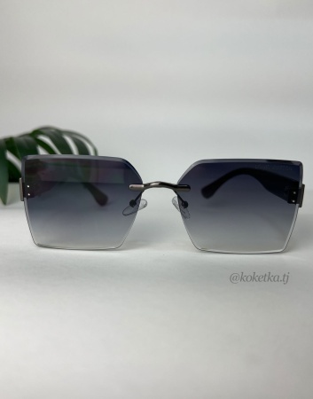 Очки солнцезащитные