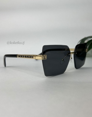 Очки солнцезащитные