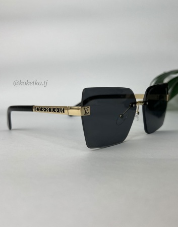 Очки солнцезащитные