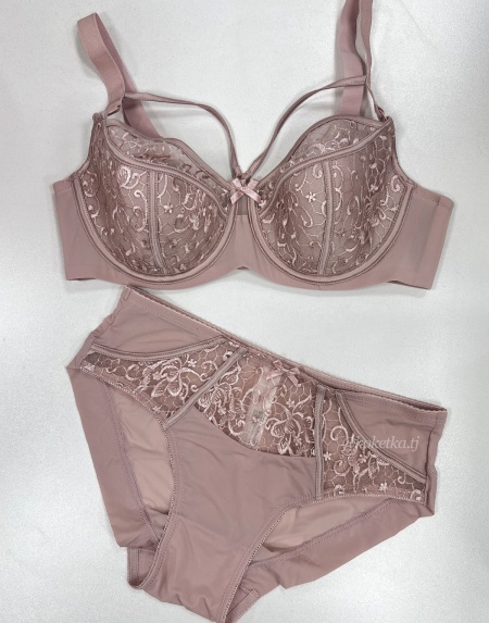 Бюстгальтер с трусиками