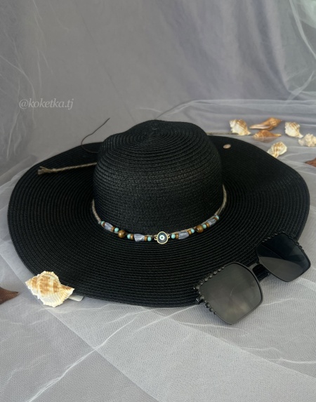 Модная пляжная шляпа