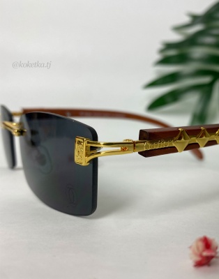 Очки солнцезащитные