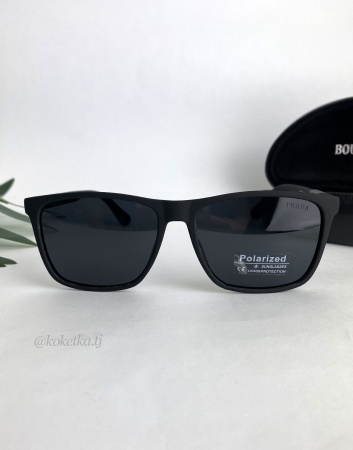 Очки солнцезащитные