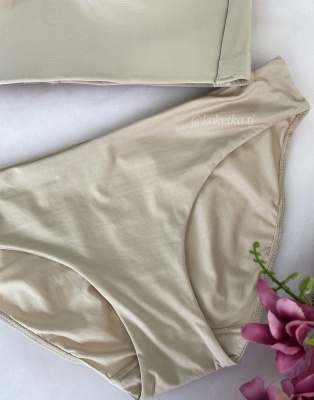 Бюстгальтер с трусиками